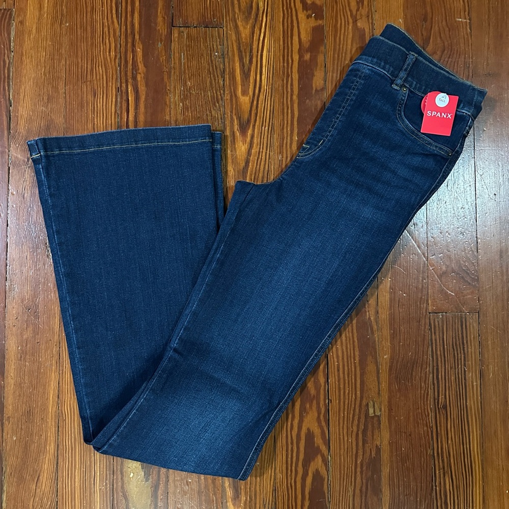 NWT SPANX Flare Jeans Midnight Shade Tall Size L/G